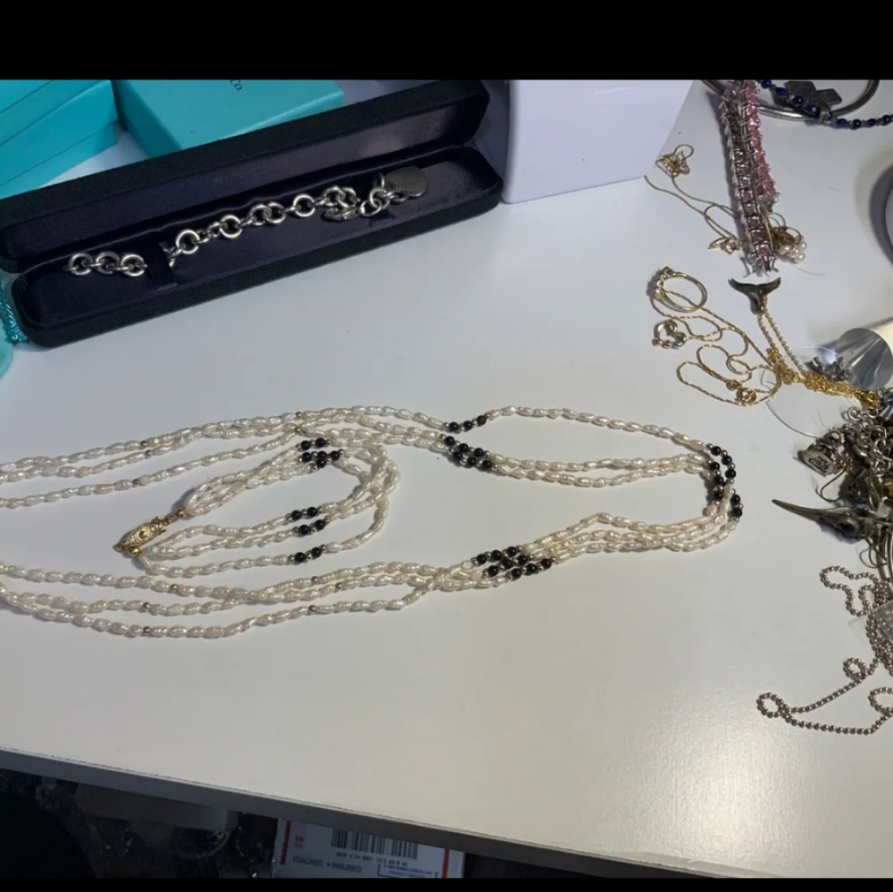 Pearl Bead Gold Set - Picture 6 of 8
